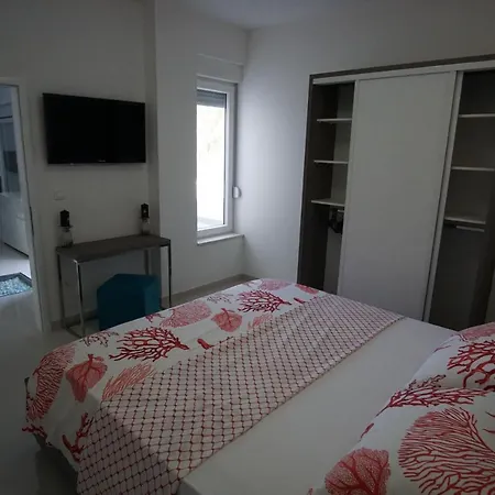 Lea Villa