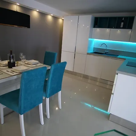 Lea Villa